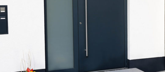 porte d'entrée en PVC