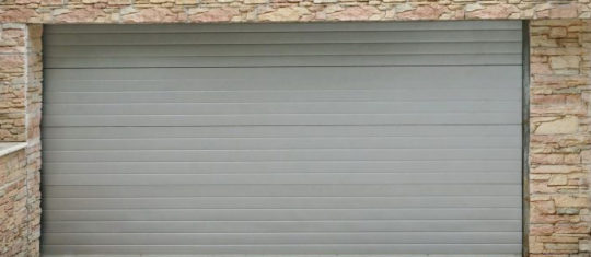 portes de garage en aluminium